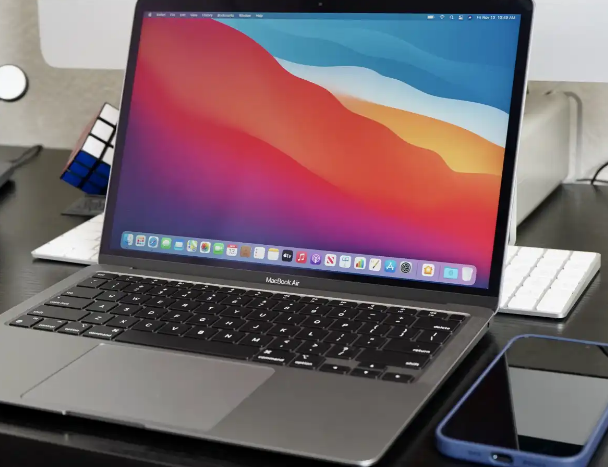 谁需要iMacM1MacBookPro今天减200美元